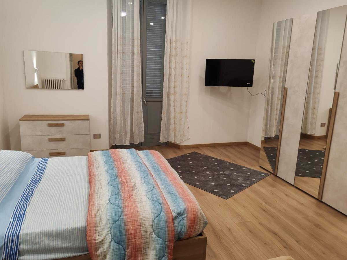 Appartamenti Lungo Fiume 506 Sesto Calende Eksteriør billede